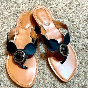 Lindsay Phillips customizable sandals with 4 sets of snaps 8